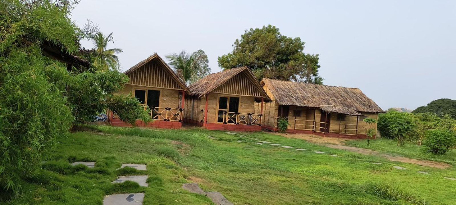 Banana Tree Home Stay Hampi Exterior photo
