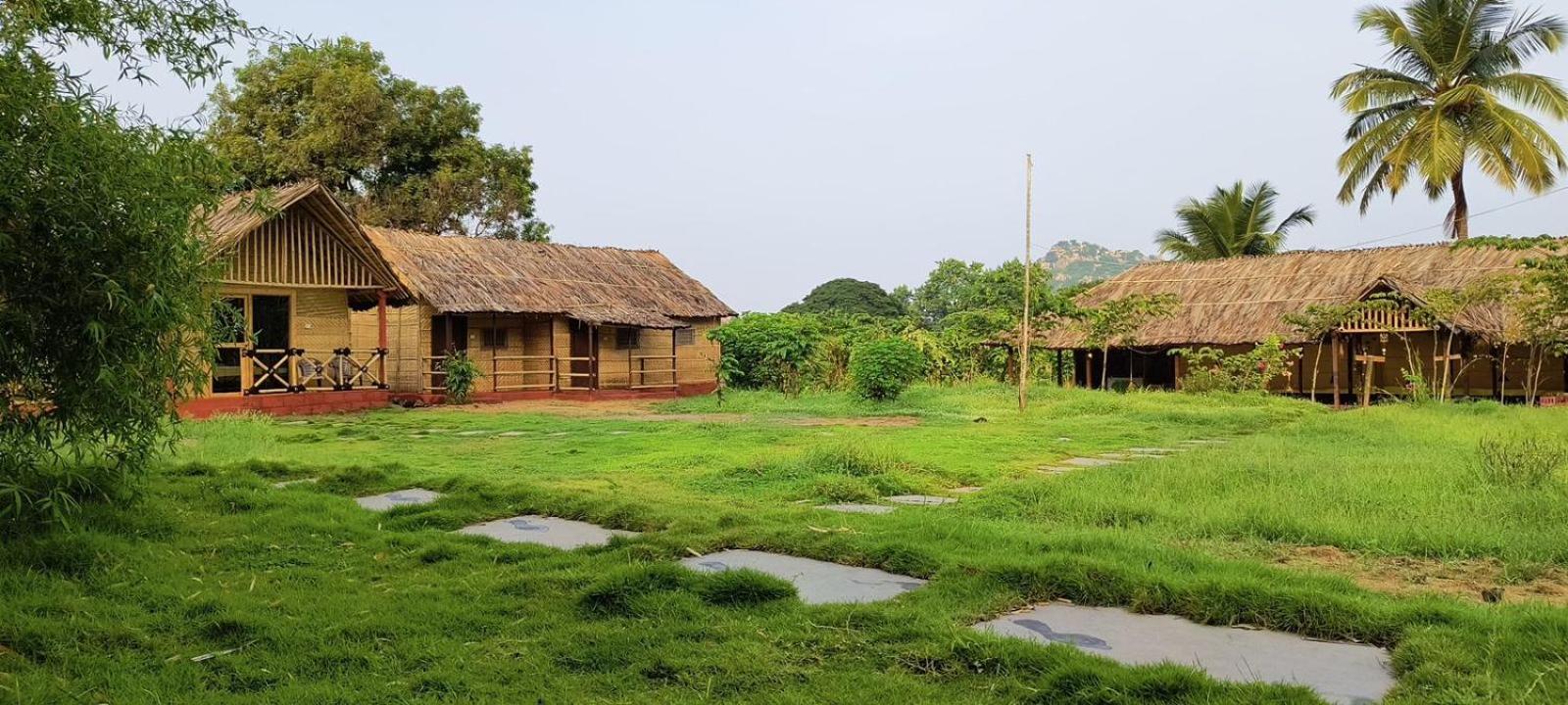 Banana Tree Home Stay Hampi Exterior photo